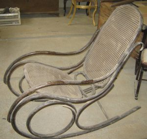 Thonet-ov gugalnik